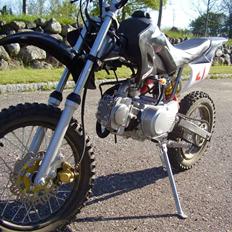 MiniBike 125cc dirt bike solgt