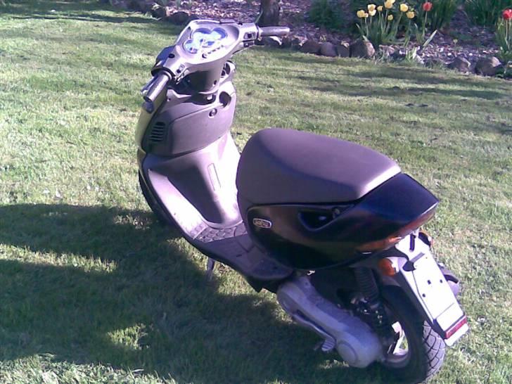 Aprilia Sonic  (SOLGT) !! billede 5