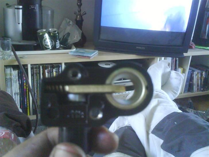 Skyteam monkey før billede 17