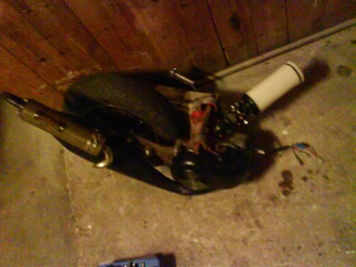 Yamaha Jog FS $ BYTTET - efter med det nye tun billede 17