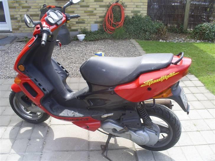 Peugeot Speedfight 1 (SOLGT) billede 4