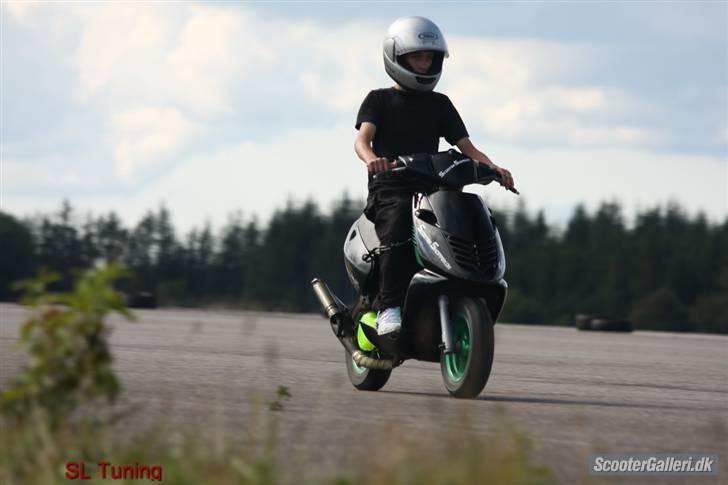Aprilia Sonic 'Ombygget' - Kasper på Sonic´en til DHS 08! ;D Vildbasse billede 1