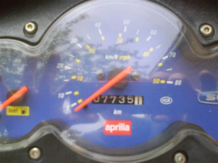 Aprilia Sonic STJÅLET ! ! ! ! ! ! - Jah der kan i så se hvor meget den har kørt..... billede 3