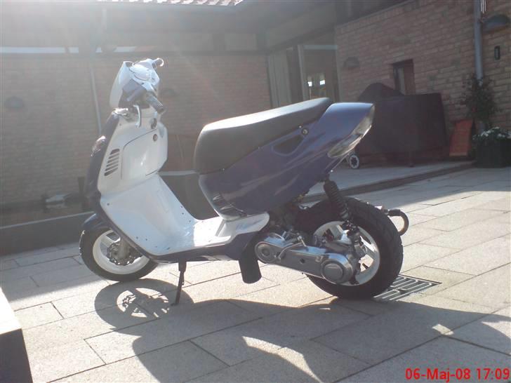 Aprilia sonic  evo (til salg) - så den ny lakert. billede 4