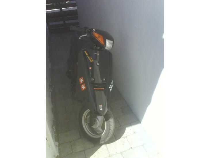 {{currentPhoto.altText}} billede {{currentPhoto.number}}