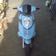 Aprilia Sonic nakket