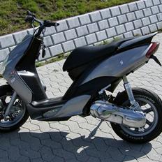 Yamaha Jog R (Solgt)