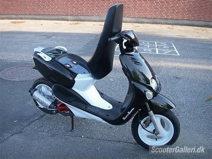 Yamaha Neos ( solgt) billede 1