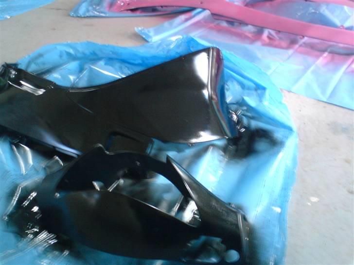 PGO Comet - De sorte yderskjolde. billede 2