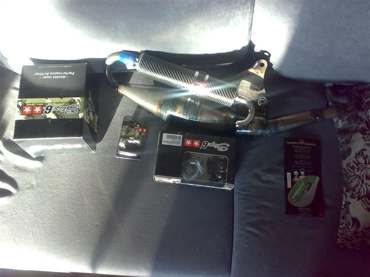 Aprilia evo Rally under ombygning billede 2