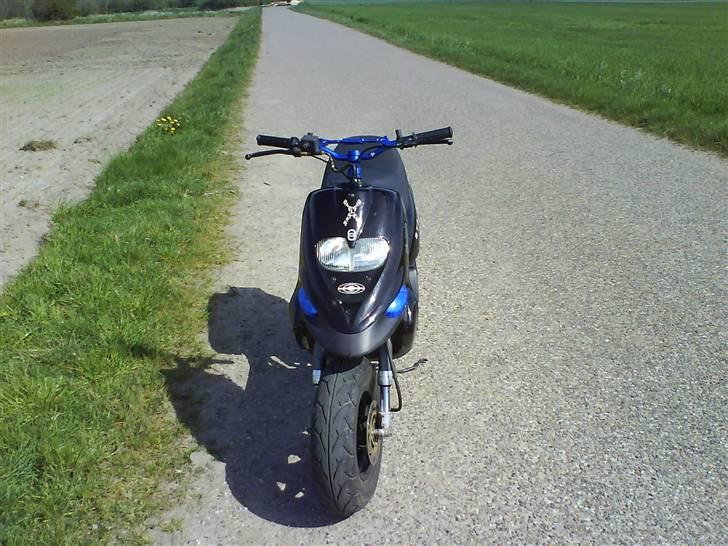 Gilera stalker Tager af politiet billede 4