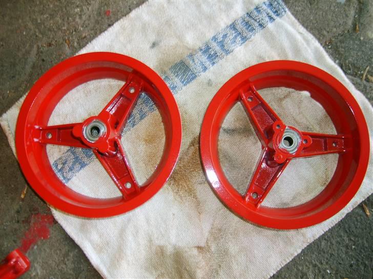 MiniBike [SOLGT] - Nylakeret røde fælge billede 12