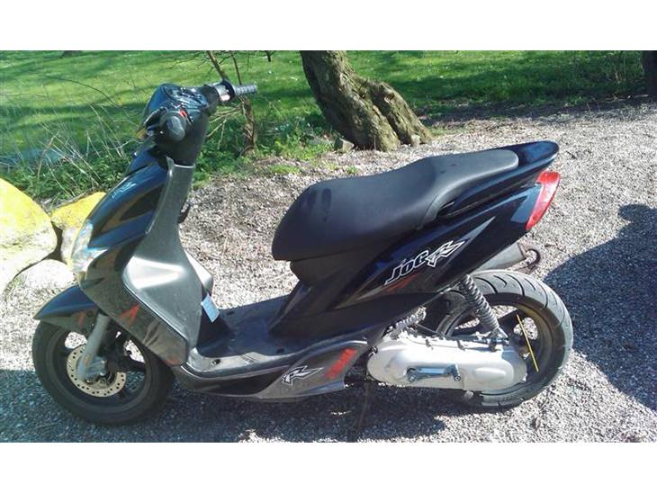 {{currentPhoto.altText}} billede {{currentPhoto.number}}