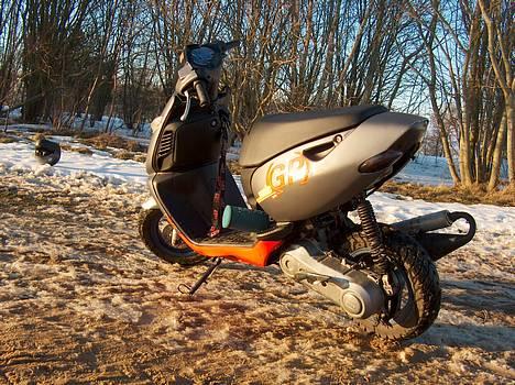 Aprilia Sonic Evo "TBV" (SOLGT) billede 4