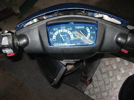 Yamaha Jog fs (Solgt) - Blåt speedometerglas det andet skal lige sættes ordentligt sammen  billede 5
