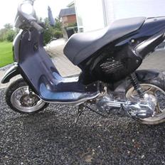 Aprilia Rally | Solgt 09'