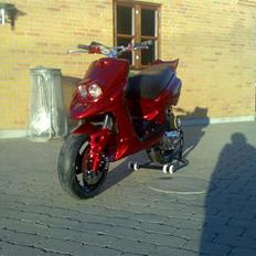 Yamaha Bws Candy red til salg