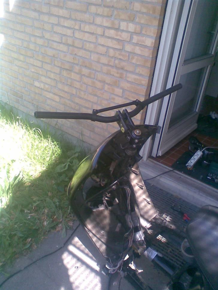 Piaggio Zip 70 cc - solgt - Da jeg lige havde sat det på. billede 5