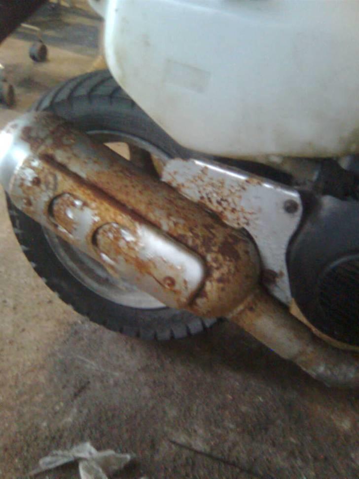 Aprilia Amico Brugt til dele billede 6