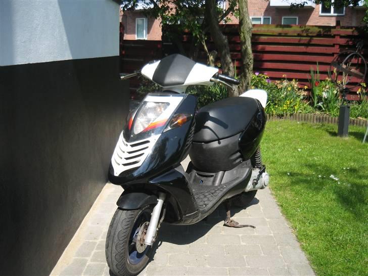 Aprilia Sonic (før den crashede) billede 1