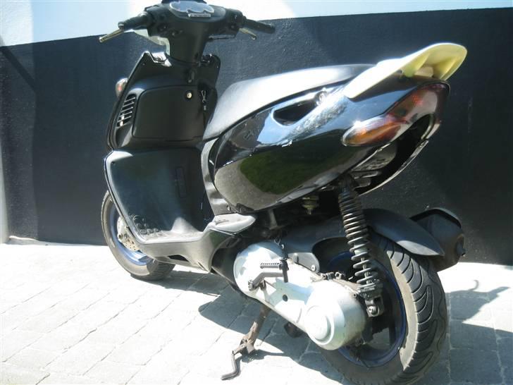 Aprilia Sonic (før den crashede) billede 3