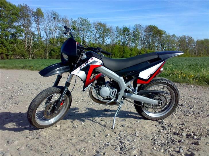 Gilera SMT LC DD - (Solgt) 2006 billede 2