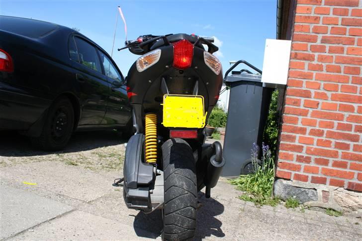 Aprilia sr 50 factory solgt billede 6