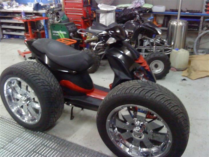 Piaggio Nrg power evo - nrg´en har lige fået 20" crom på:D fars sutter.:P billede 18