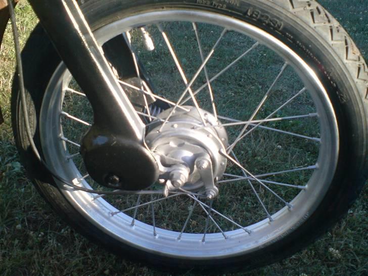Vespa ciao fik 1.5 puch maxi  - har malet forhjulet billede 4