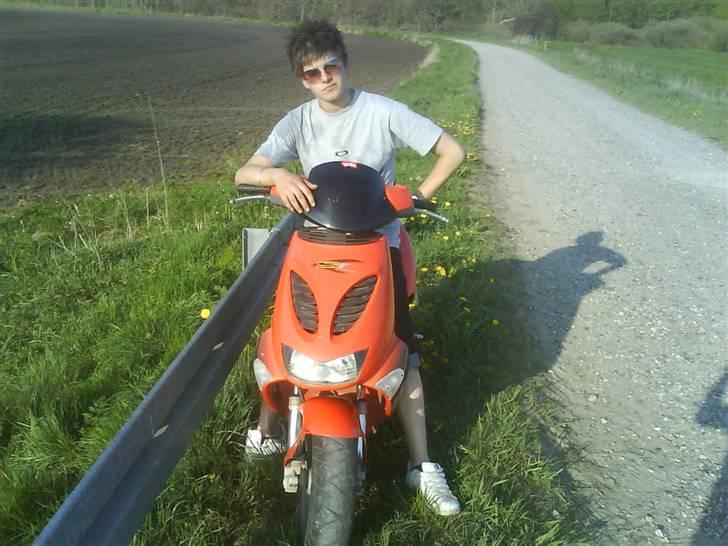 Aprilia sr50 LC DD evo 2 - ham igen ;) hehe billede 8