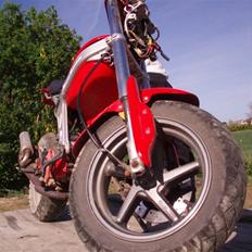 Suzuki suzuki street magic