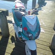 Peugeot Speedfight 2 solgt !