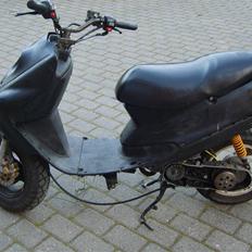 Adly falcon bytte