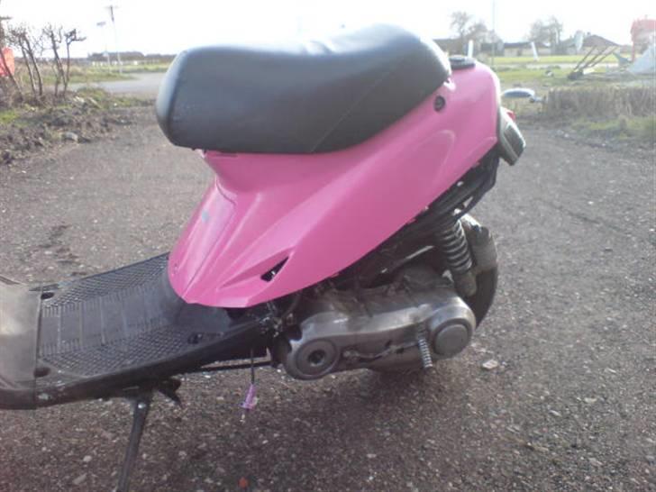 Yamaha Jog FS - PINK! billede 2