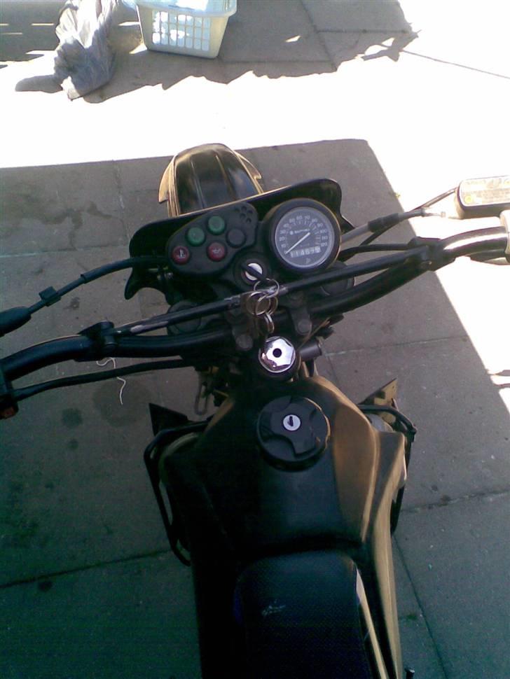 Suzuki RMX før byttet. - taget 10maj billede 3