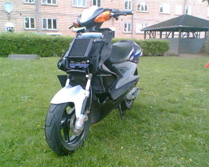 Yamaha aerox ( solgt ) billede 1