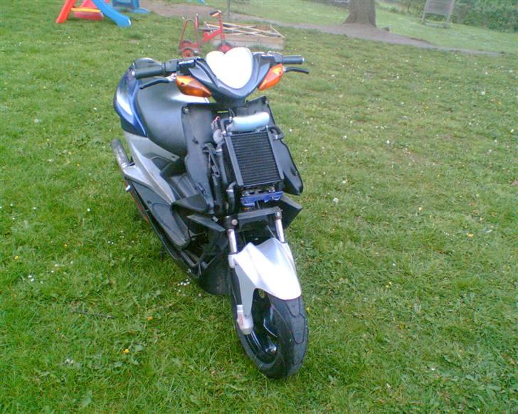 Yamaha aerox ( solgt ) billede 9