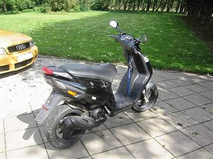Piaggio NRG MC3 *Solgt* billede 8