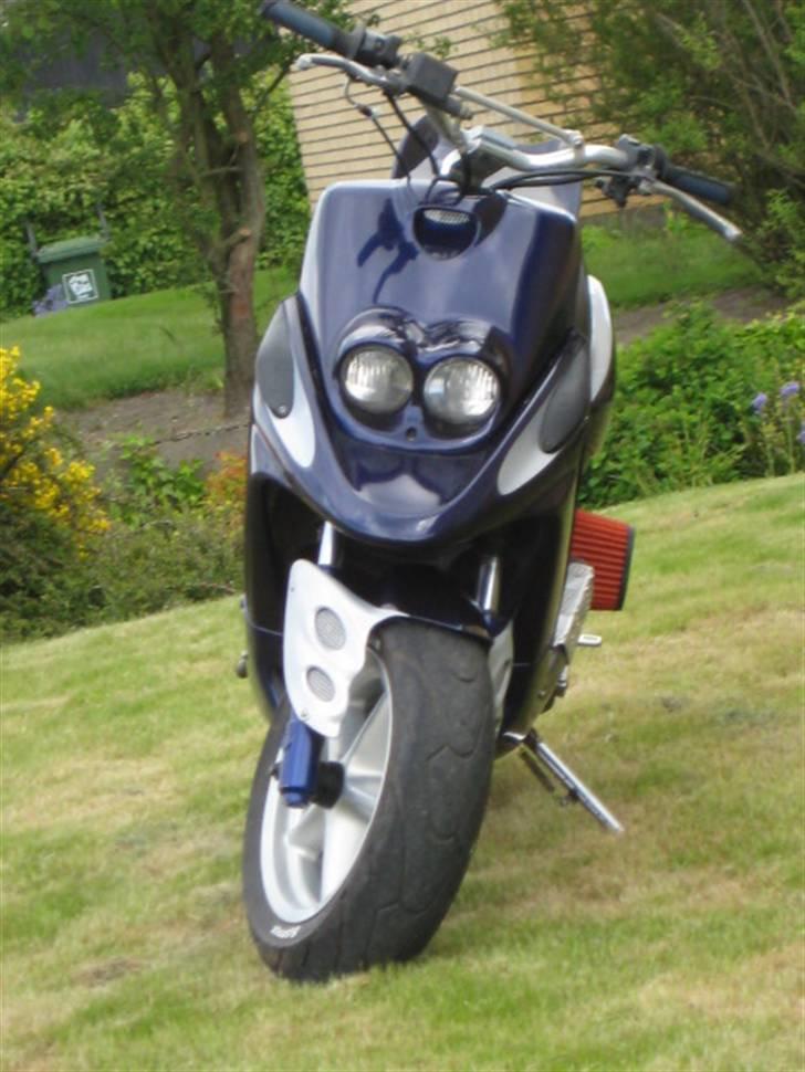 Yamaha spy purple flower (SOLGT) billede 1