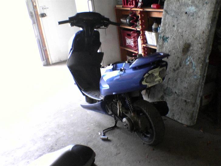 Honda SFX  SOLGT - min blå sfx. efter jeg blev kørt ned på den :´( billede 6