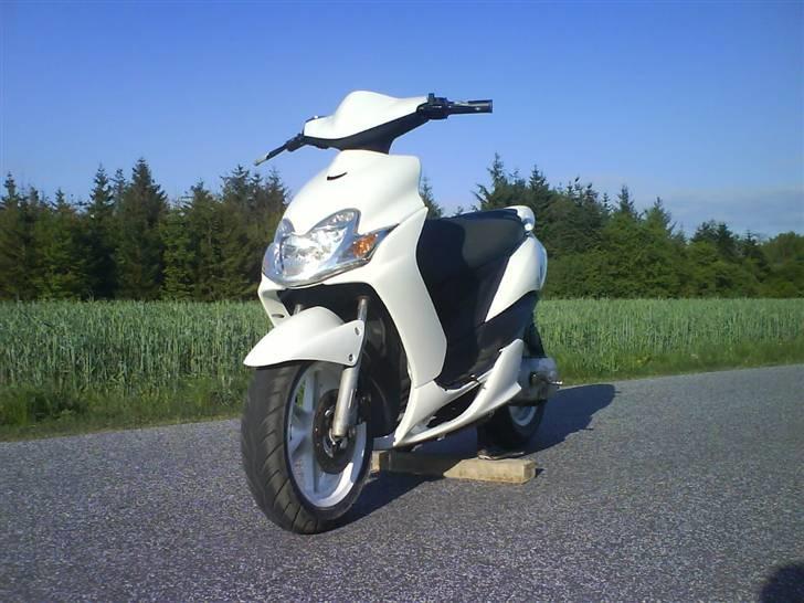 Yamaha jog r (SOLGT)... billede 3