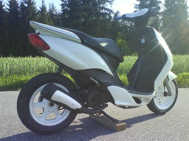 Yamaha jog r (SOLGT)... billede 6
