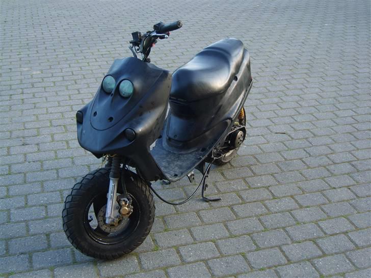 Adly falcon bytte billede 2