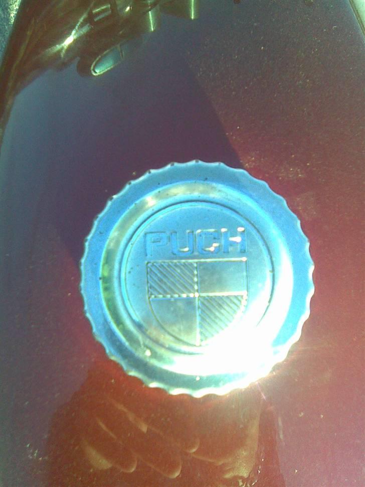 Puch Monza - Candy Rød - Solgt - Vigtigt at have sådan et tankdæskel :P billede 9