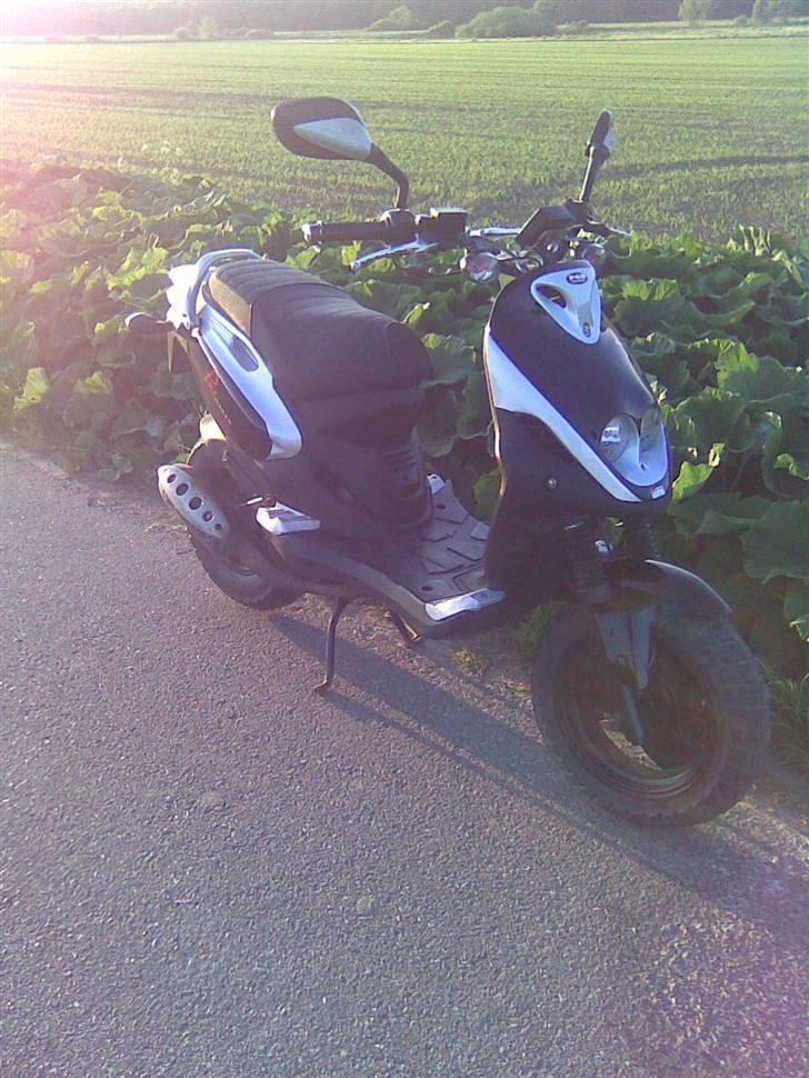 PGO PMX Naked billede 6