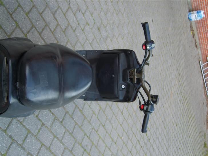 Adly falcon bytte billede 10