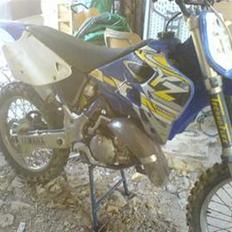 Yamaha Yz 125 SOLGT! :D