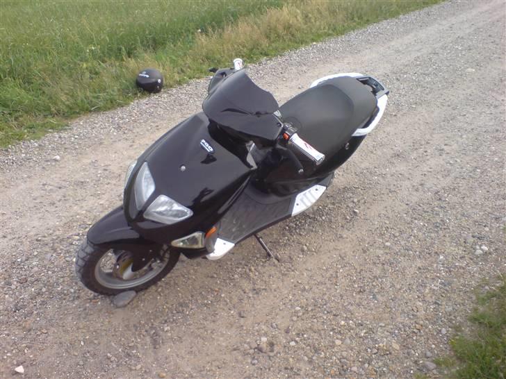 PGO Dr. Big - Black & White billede 9