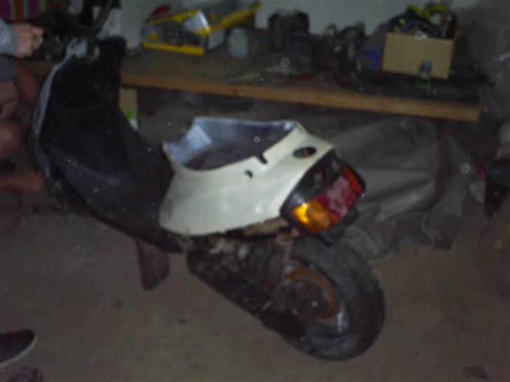 Yamaha Jogrox solgt i dele billede 1