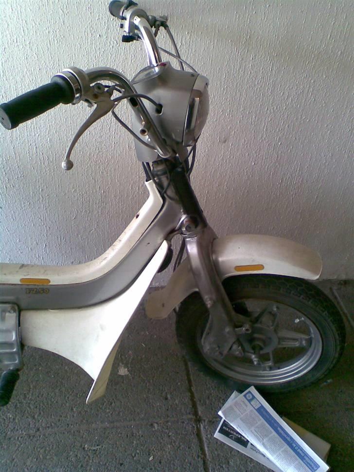 Suzuki FZ50 ( SOLGT ) billede 6